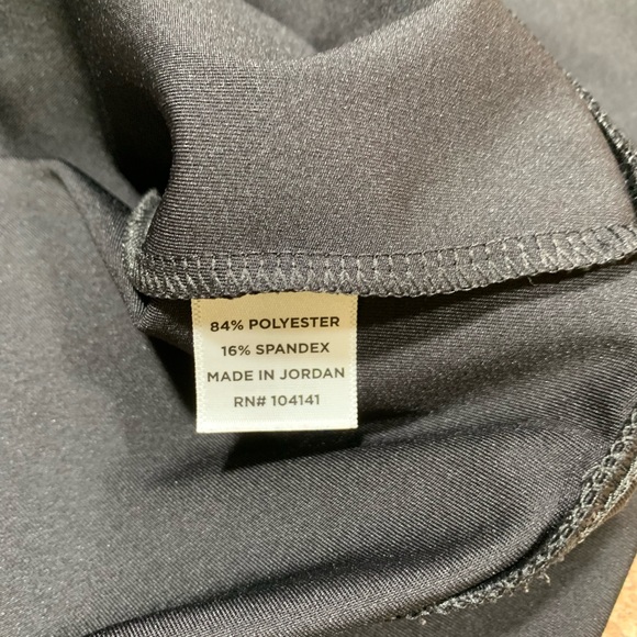 NWOT Walter Hagen Essentials Black 1/4 Zip Vest Large Black - Picture 4 of 4